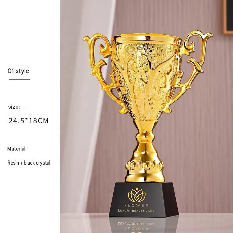 Trofeum Z Zakrzywionymi Uchwytami